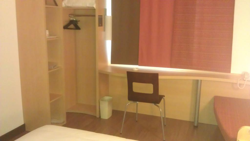 Ibis Ningbo Qianhu Plaza Hotel Exteriör bild