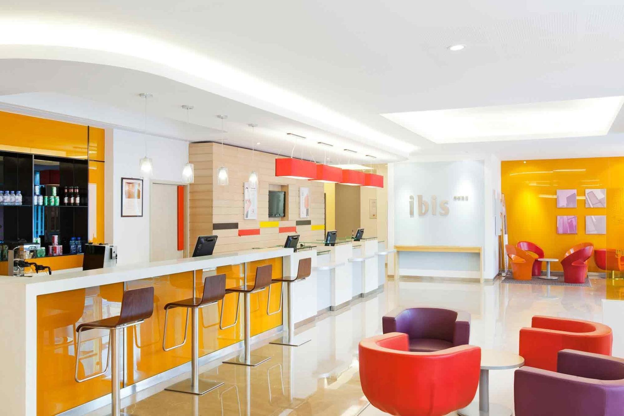 Ibis Ningbo Qianhu Plaza Hotel Exteriör bild